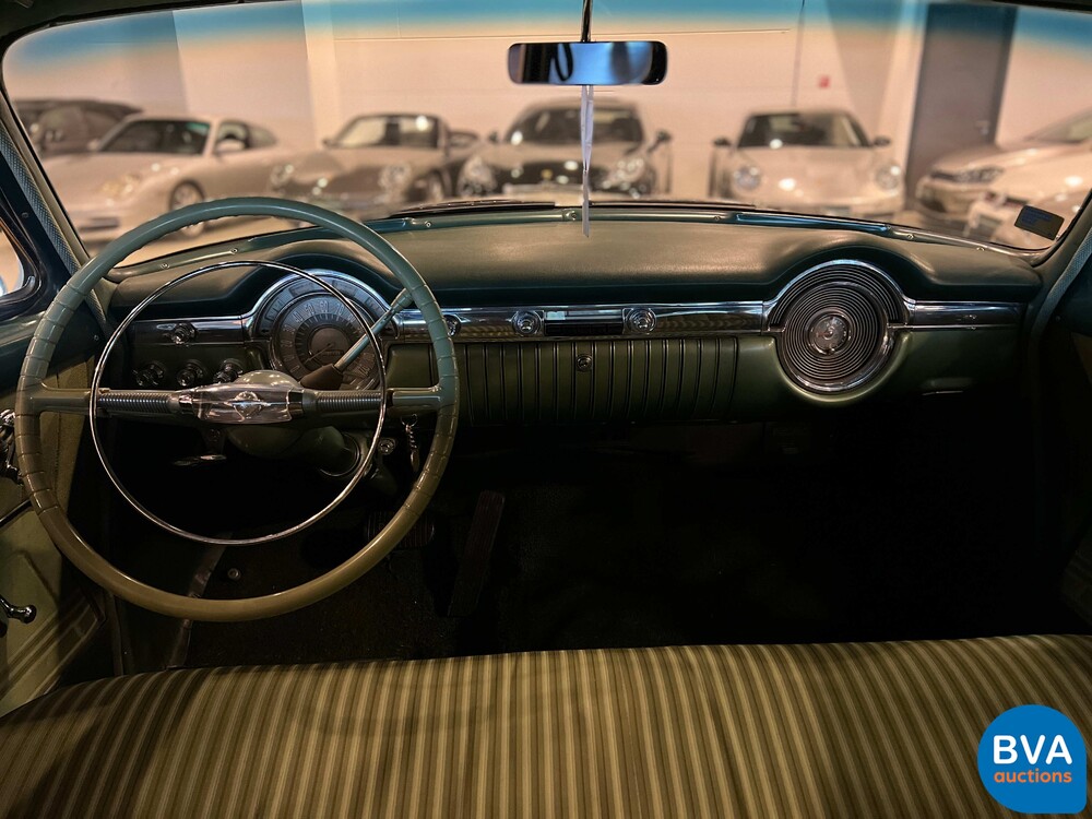 Oldsmobile 88 V8 1953, DM-37-90