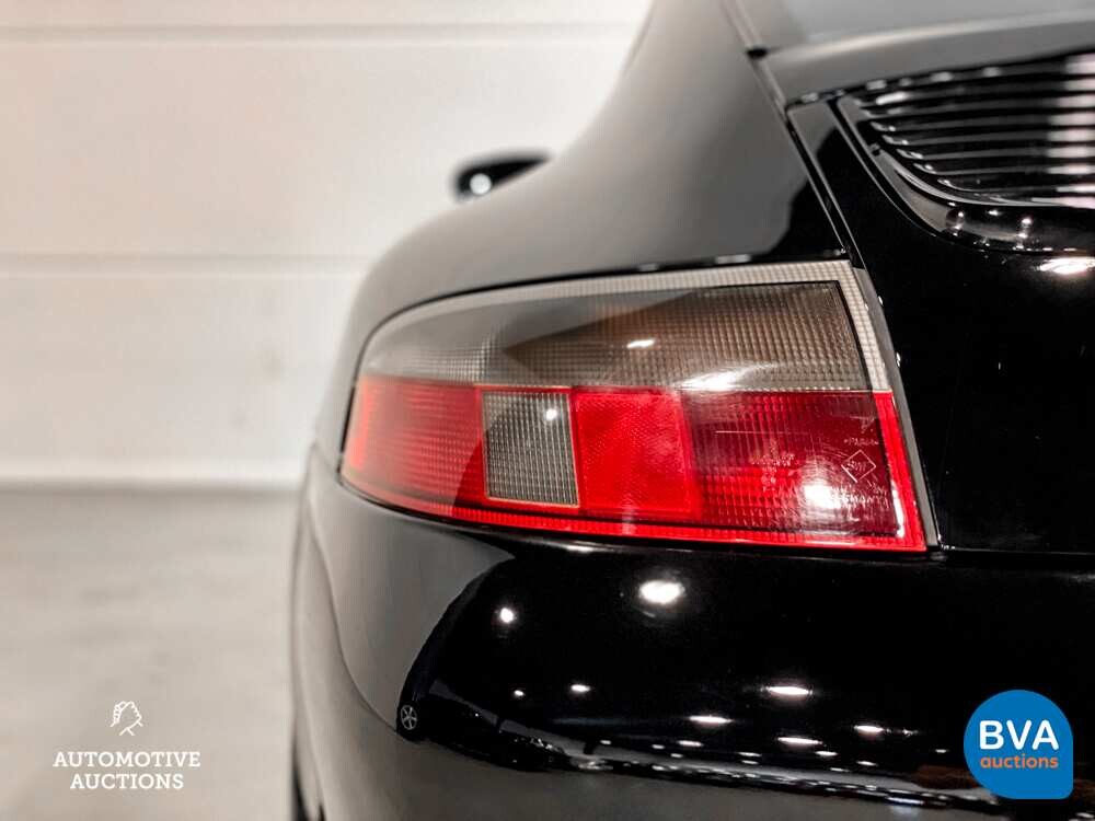 Porsche 911 Carrera 3.4 Coupé 300 PS 2000, 19-FZ-LD.