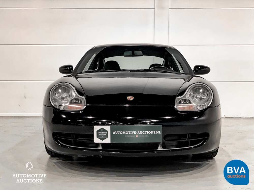 Porsche 911 Carrera 3.4 Coupé 300 PS 2000, 19-FZ-LD.