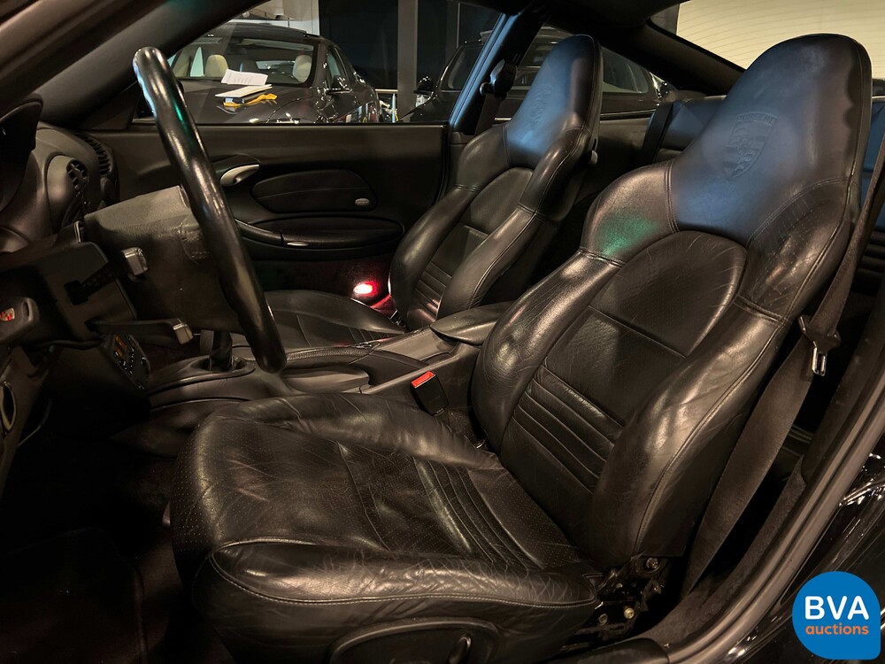 Porsche 911 Carrera 3.4 Coupé 300 PS 2000, 19-FZ-LD.