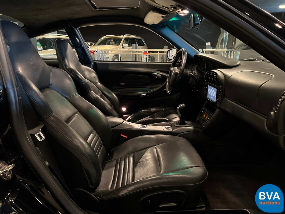 Porsche 911 Carrera 3.4 Coupé 300 PS 2000, 19-FZ-LD.