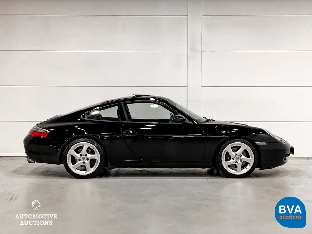Porsche 911 Carrera 3.4 Coupé 300 PS 2000, 19-FZ-LD.