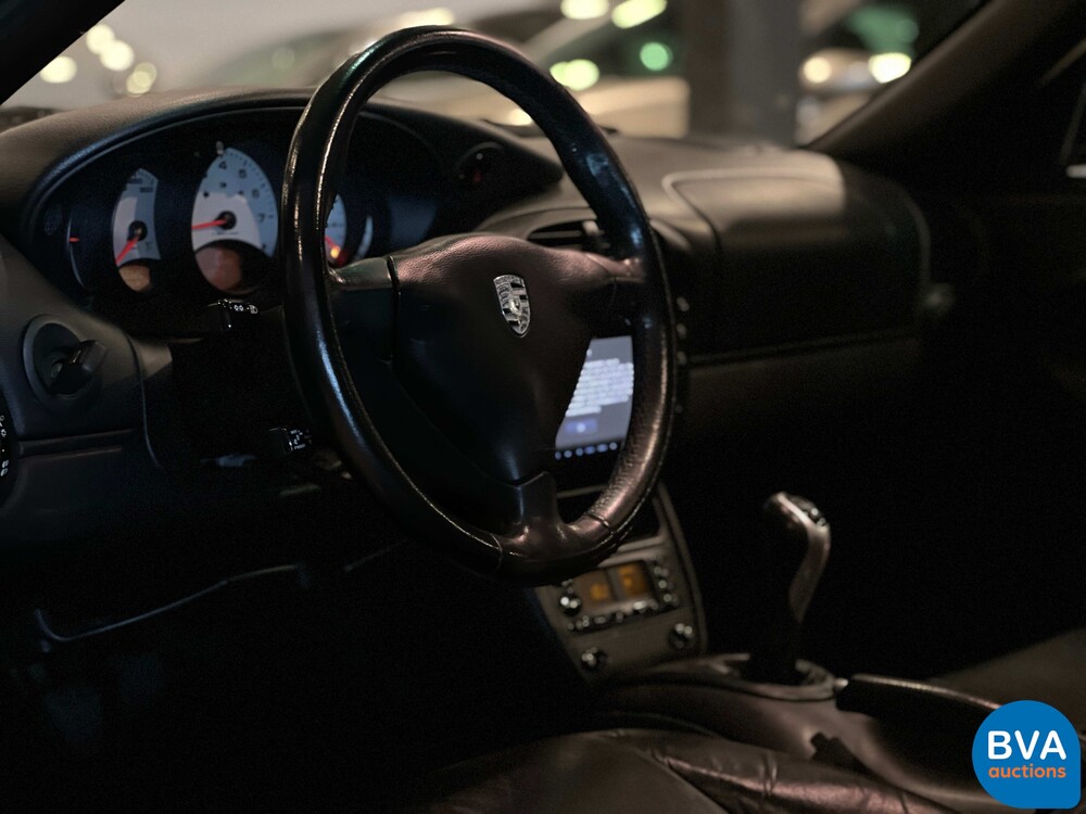 Porsche 911 Carrera 3.4 Coupé 300 PS 2000, 19-FZ-LD.