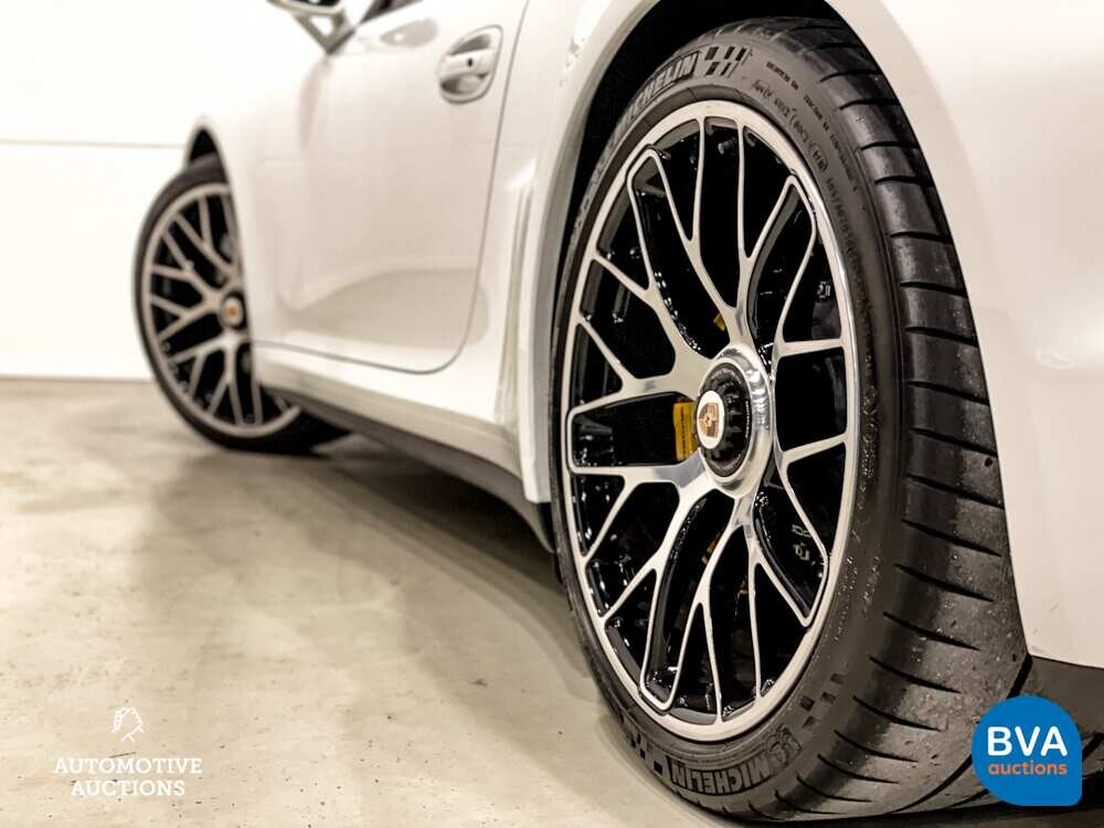 Porsche 911 Turbo S 991 SportChrono 560PS 2014.