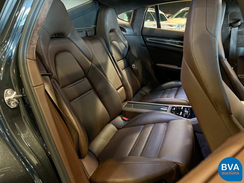 Porsche Panamera Turbo S E-Hybrid 4.0 V8 SportChrono 680hp 2018 -Org. NL-, RR-712-R.