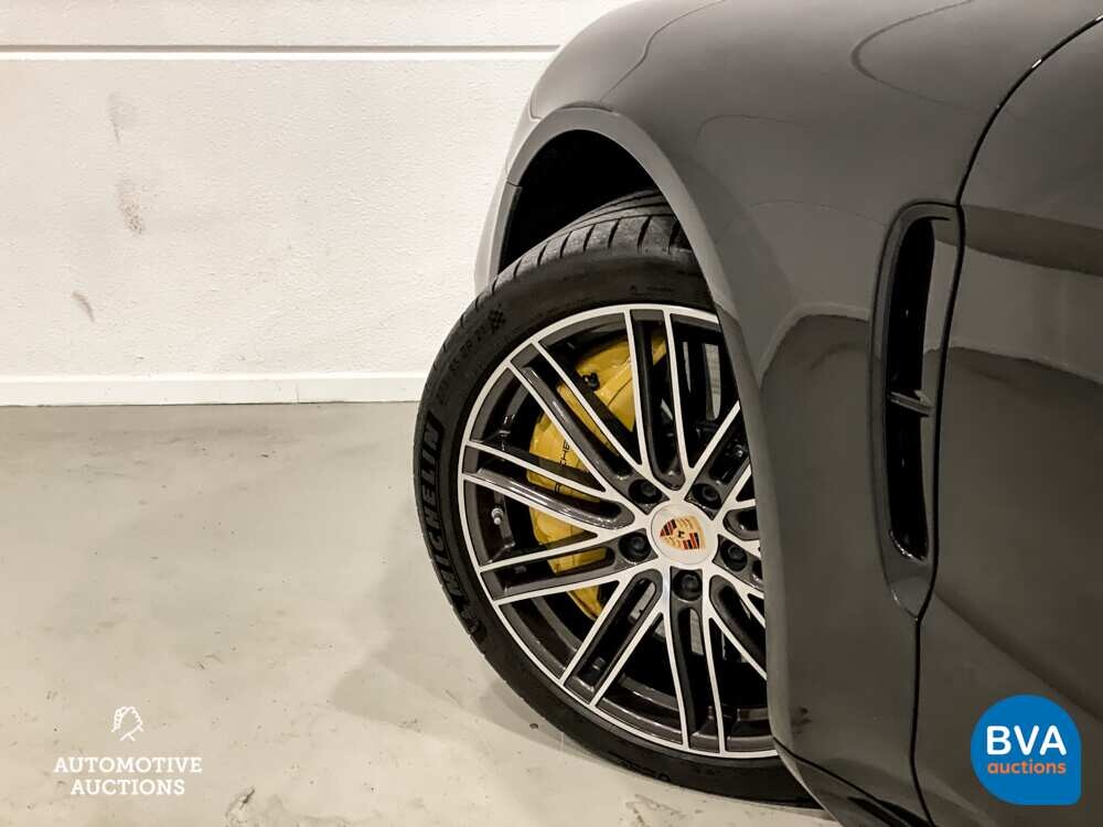 Porsche Panamera Turbo S E-Hybrid 4.0 V8 SportChrono 680hp 2018 -Org. NL-, RR-712-R.