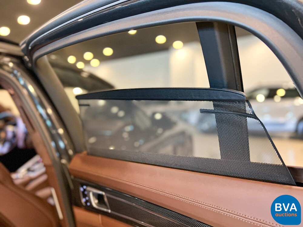 Porsche Panamera Turbo S E-Hybrid 4.0 V8 SportChrono 680hp 2018 -Org. NL-, RR-712-R.