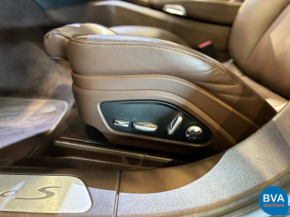 Porsche Panamera Turbo S E-Hybrid 4.0 V8 SportChrono 680hp 2018 -Org. NL-, RR-712-R.