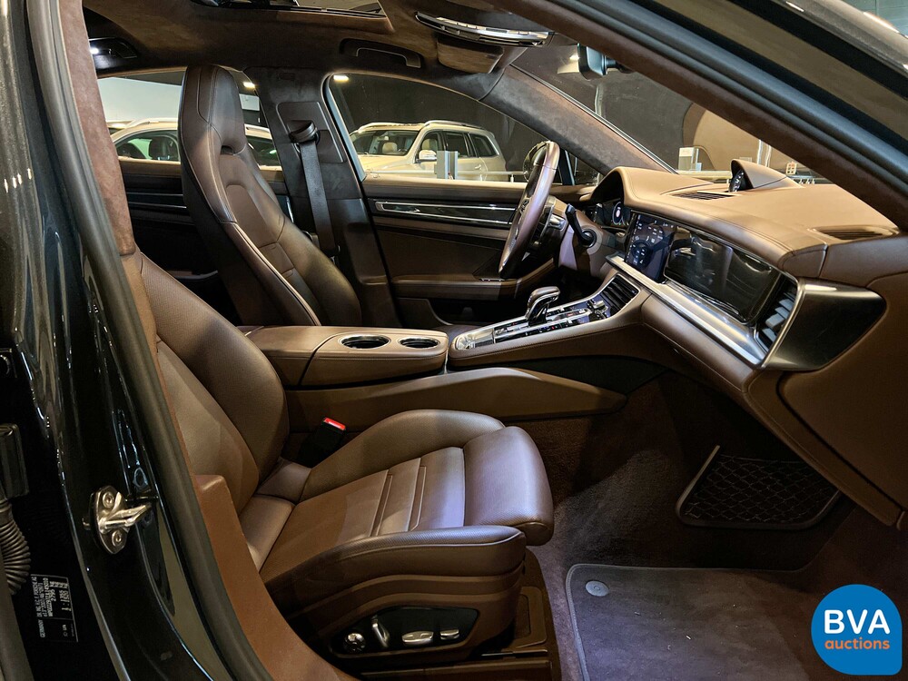 Porsche Panamera Turbo S E-Hybrid 4.0 V8 SportChrono 680hp 2018 -Org. NL-, RR-712-R.