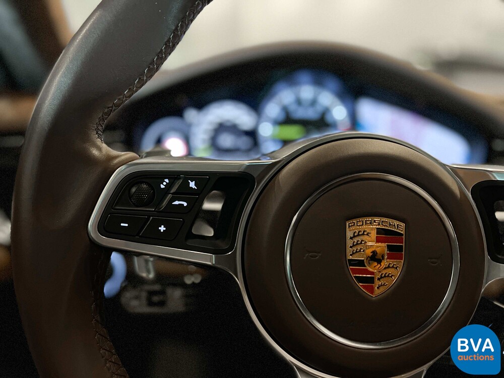 Porsche Panamera Turbo S E-Hybrid 4.0 V8 SportChrono 680hp 2018 -Org. NL-, RR-712-R.