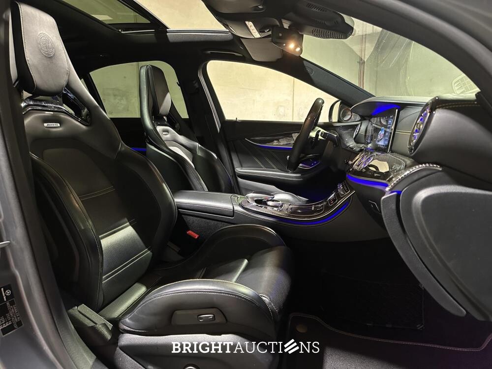 Mercedes-Benz E63 S AMG 4.0 V8 4Matic 612hp 2017 -CARBON- E-Klasse, GNZ-31-B