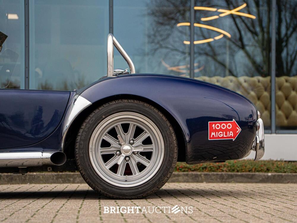 DAX Cobra 427 Tojeiro Cabriolet 3.9 V8 1997, 74-KGP-3