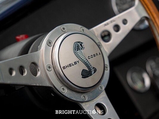 DAX Cobra 427 Tojeiro Cabriolet 3.9 V8 1997, 74-KGP-3