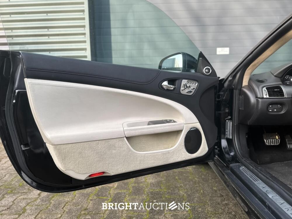 Jaguar XKR 5.0 V8 Supercharged Cabriolet 510pk 2010, SX-332-D