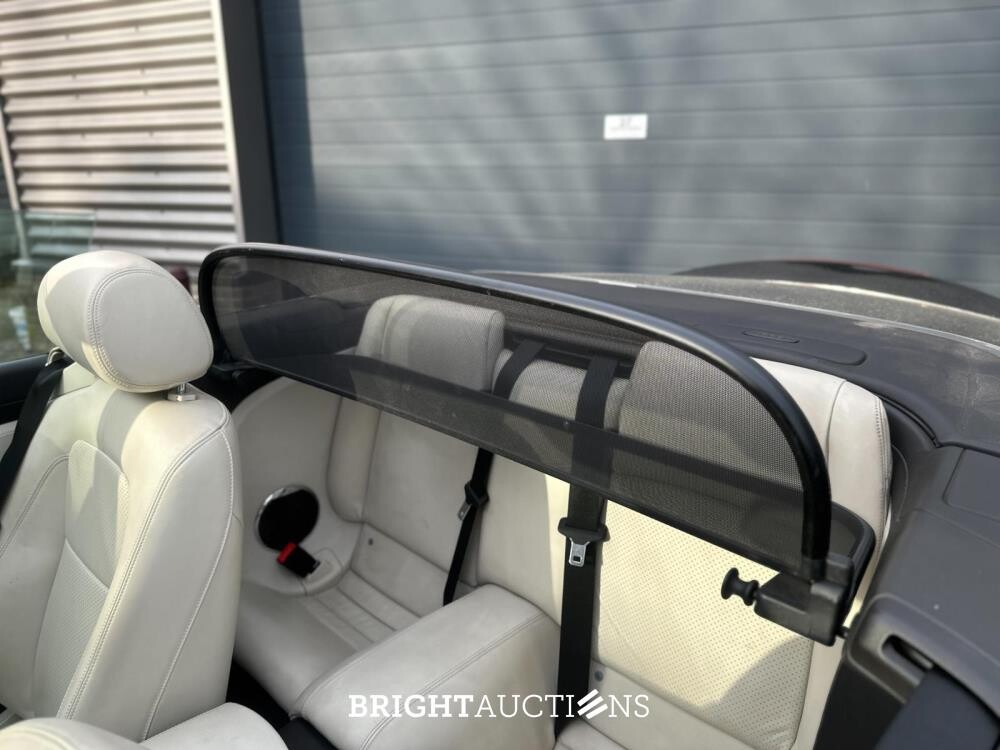 Jaguar XKR 5.0 V8 Supercharged Cabriolet 510pk 2010, SX-332-D