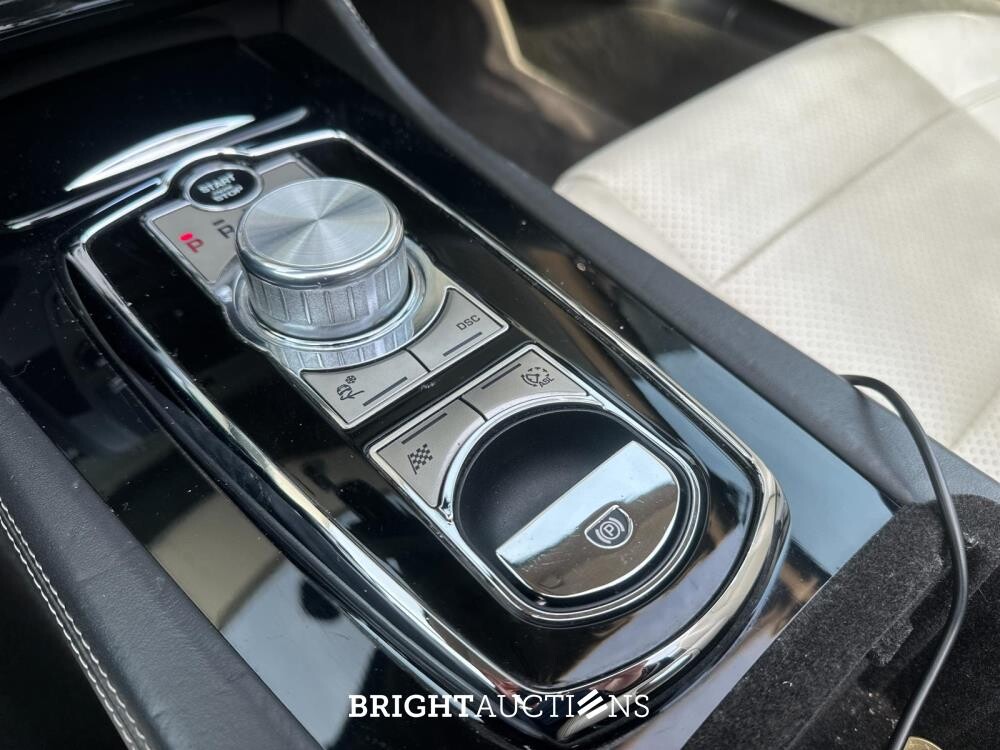 Jaguar XKR 5.0 V8 Supercharged Cabriolet 510pk 2010, SX-332-D