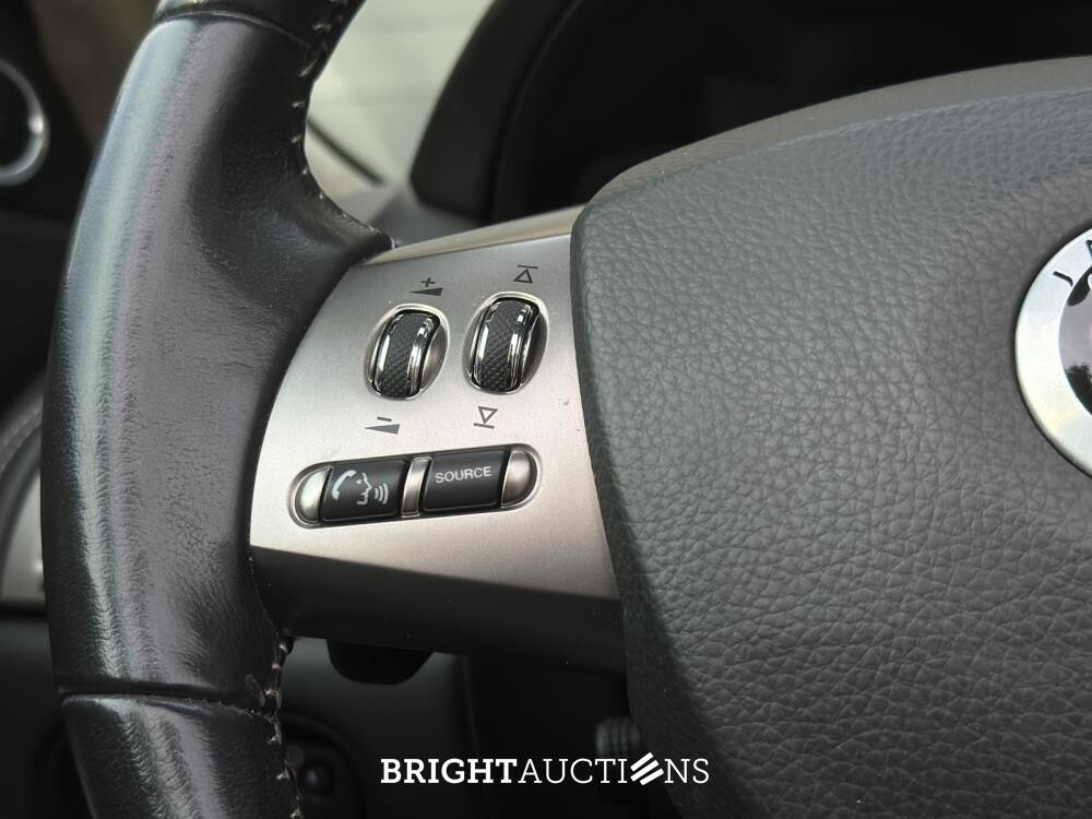 Jaguar XKR 5.0 V8 Supercharged Cabriolet 510pk 2010, SX-332-D