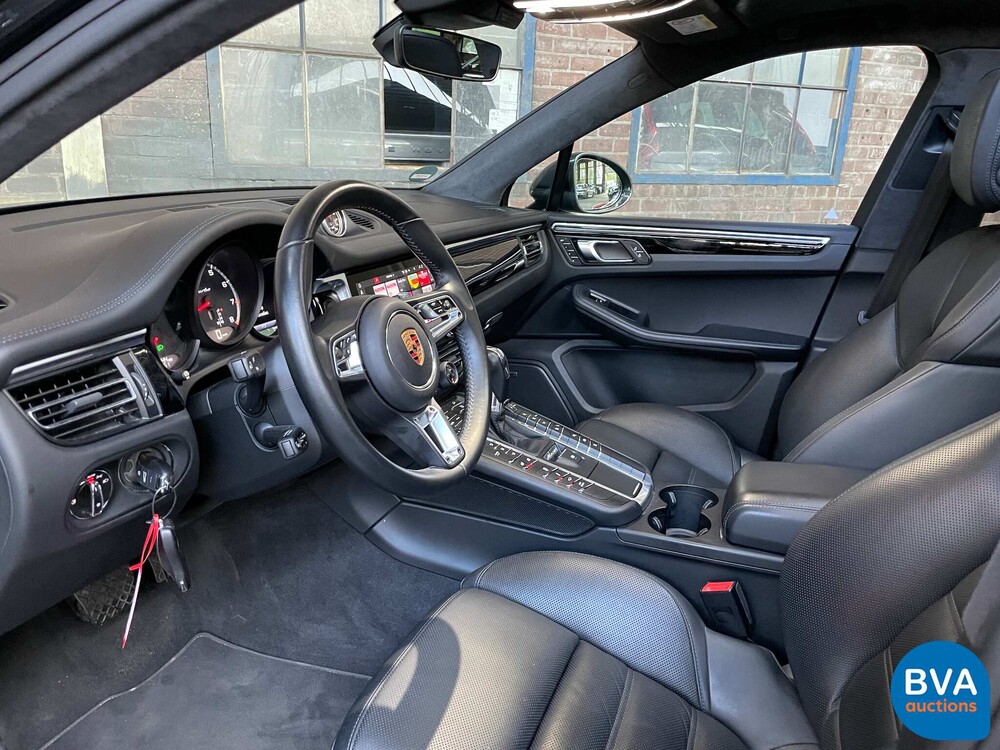 Porsche Macan Turbo 2.9 SportChrono 441pk 2020, J-177-TT