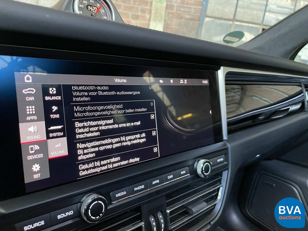 Porsche Macan Turbo 2.9 SportChrono 441pk 2020, J-177-TT