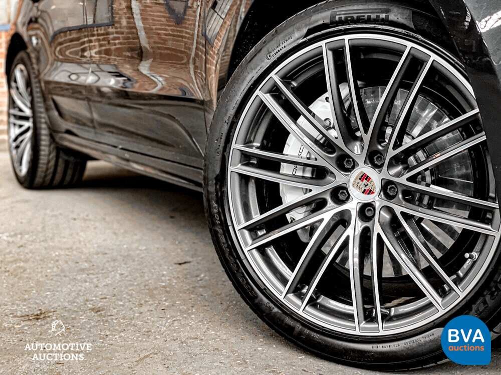 Porsche Macan Turbo 2.9 SportChrono 441pk 2020, J-177-TT