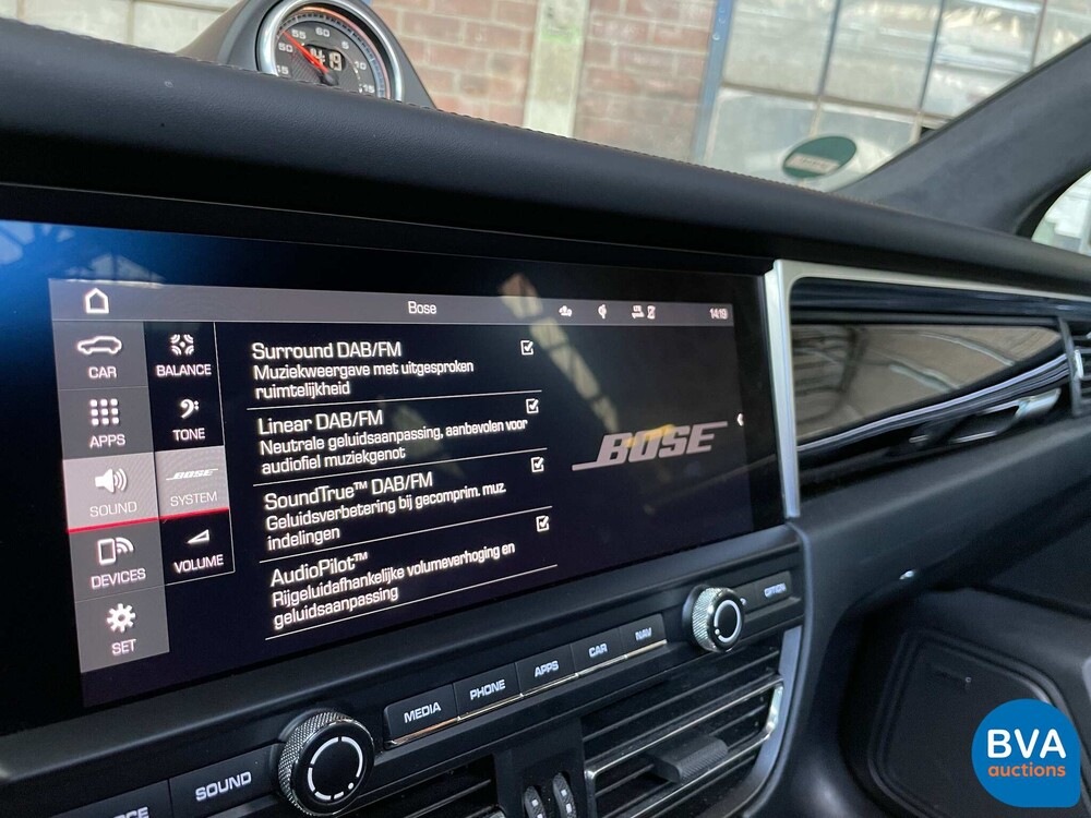 Porsche Macan Turbo 2.9 SportChrono 441pk 2020, J-177-TT