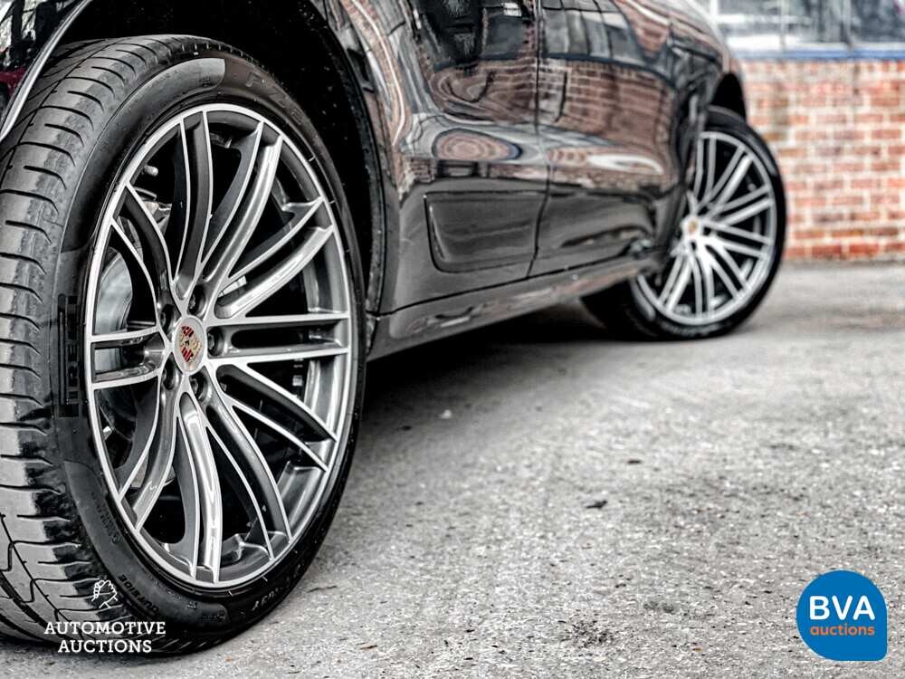 Porsche Macan Turbo 2.9 SportChrono 441pk 2020, J-177-TT