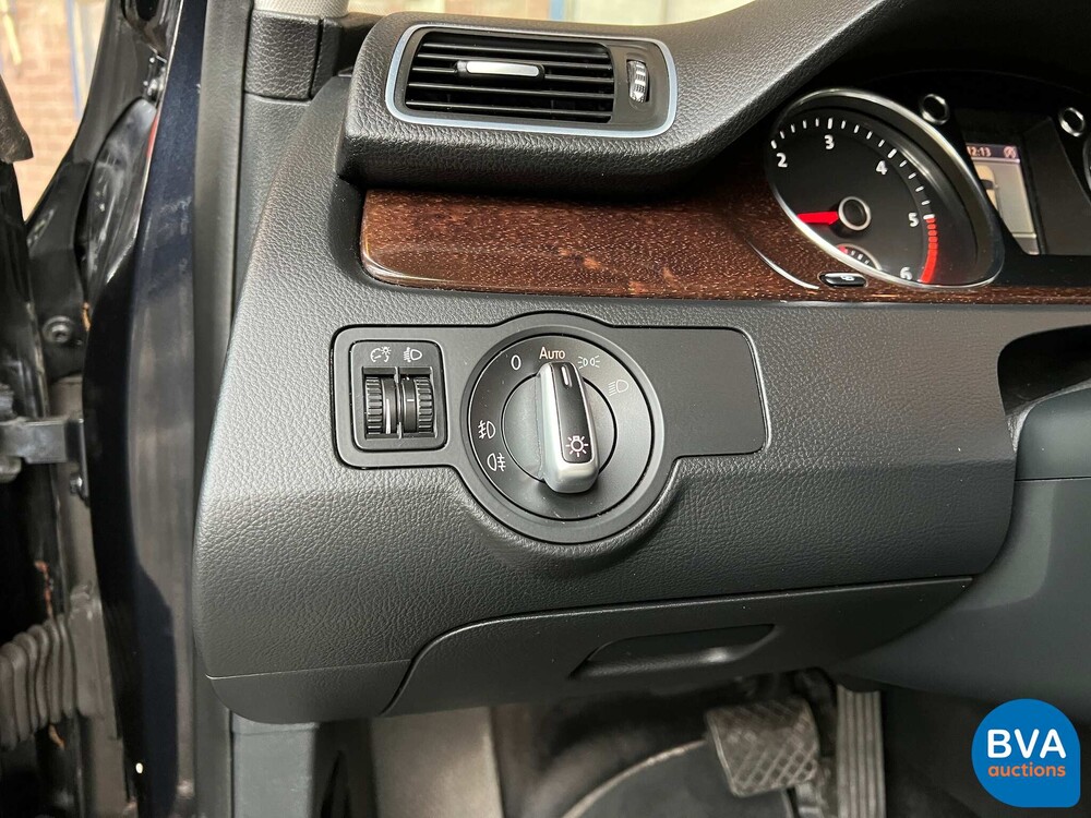 Volkswagen Passat Variant 2.0 TDI DSG6 140pk Highline, TL-401-H