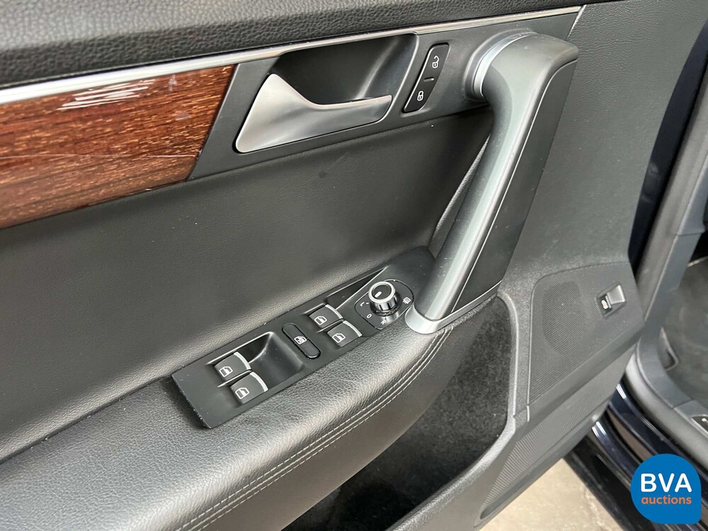 Volkswagen Passat Variant 2.0 TDI DSG6 140pk Highline, TL-401-H