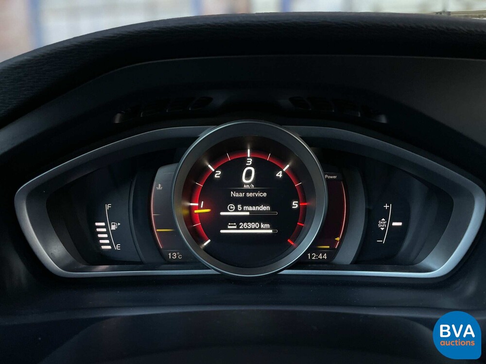Volvo V40 2.0 D2 Nordic+ 120pk 2016, KT-159-F Orig. NL