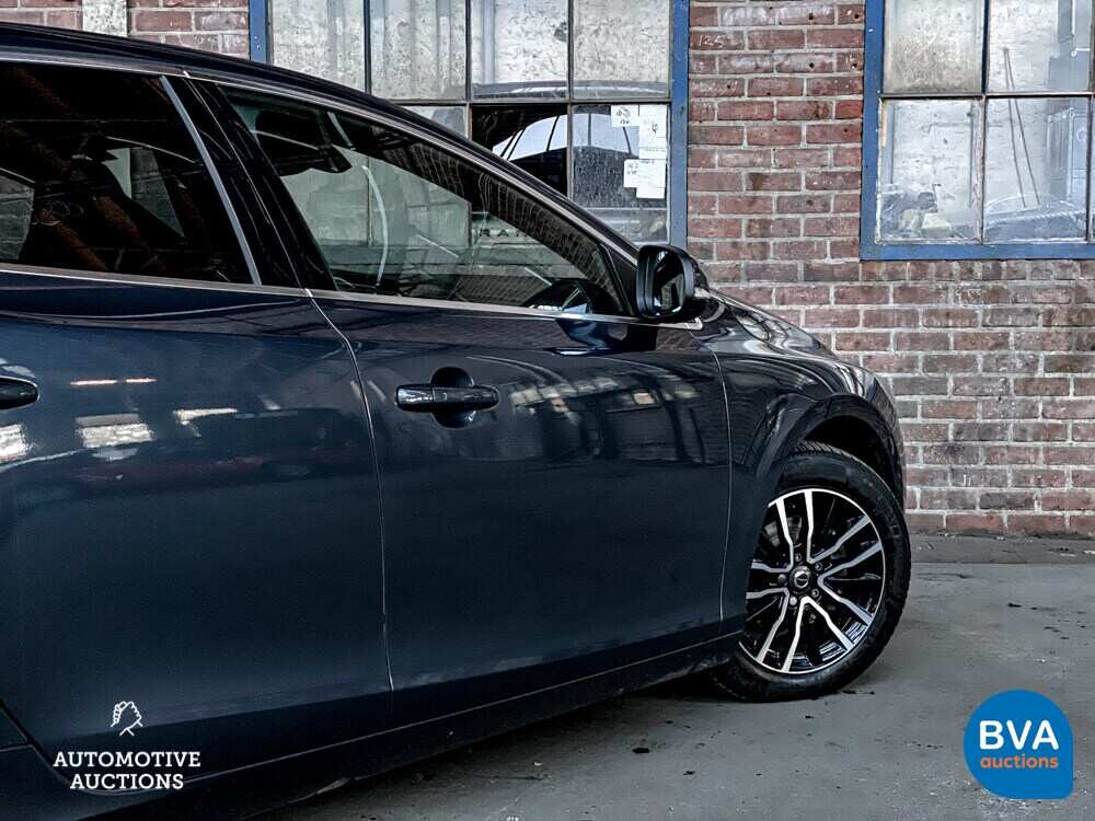 Volvo V40 2.0 D2 Nordic+ 120pk 2016, KT-159-F Orig. NL