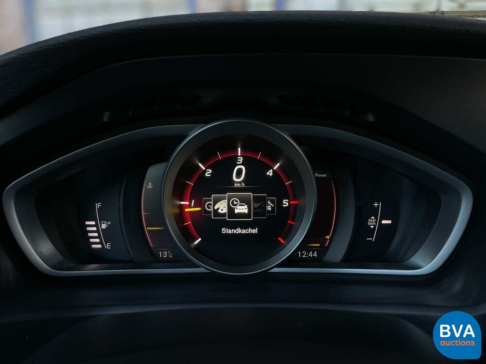 Volvo V40 2.0 D2 Nordic+ 120pk 2016, KT-159-F Orig. NL