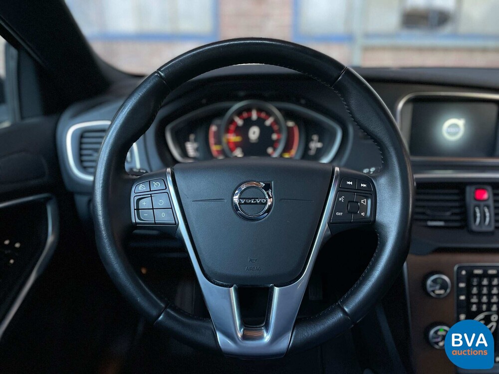 Volvo V40 2.0 D2 Nordic+ 120pk 2016, KT-159-F Orig. NL