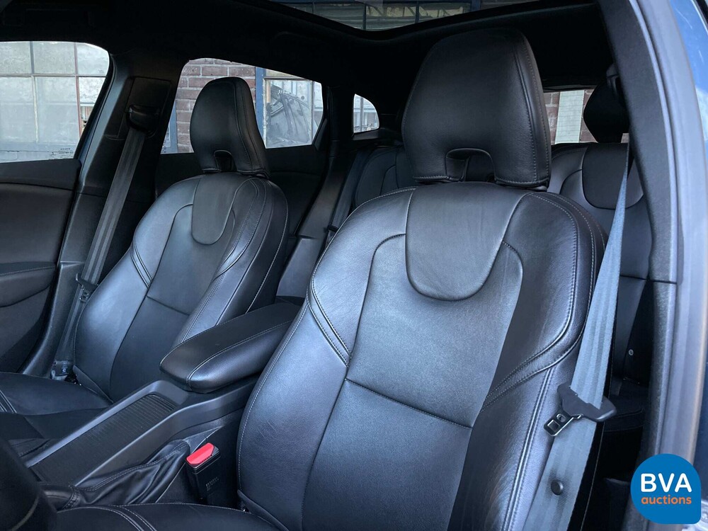 Volvo V40 2.0 D2 Nordic+ 120pk 2016, KT-159-F Orig. NL