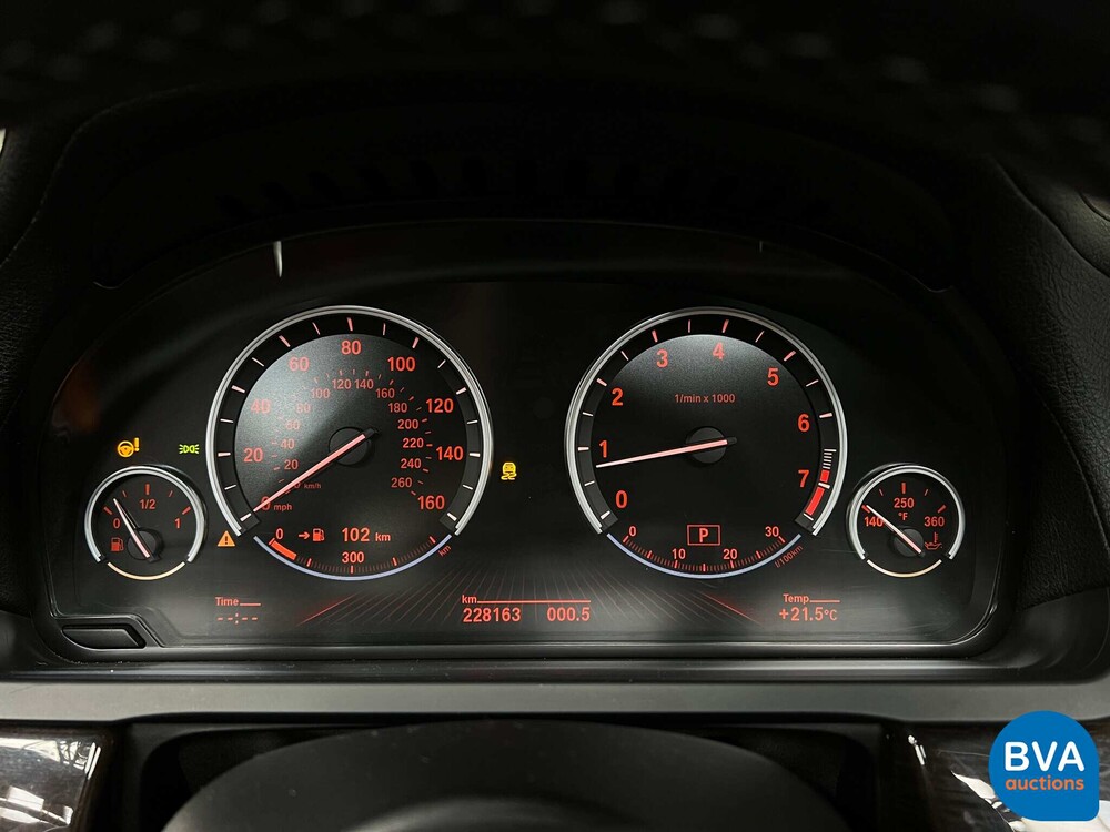 BMW 750i High Executive F04 4.4 V8 7-serie 407pk 2009