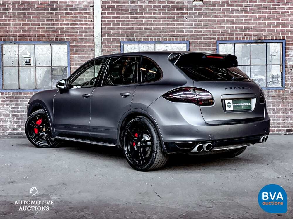 Porsche Cayenne Turbo 4.8 V8 500 PS 2010.