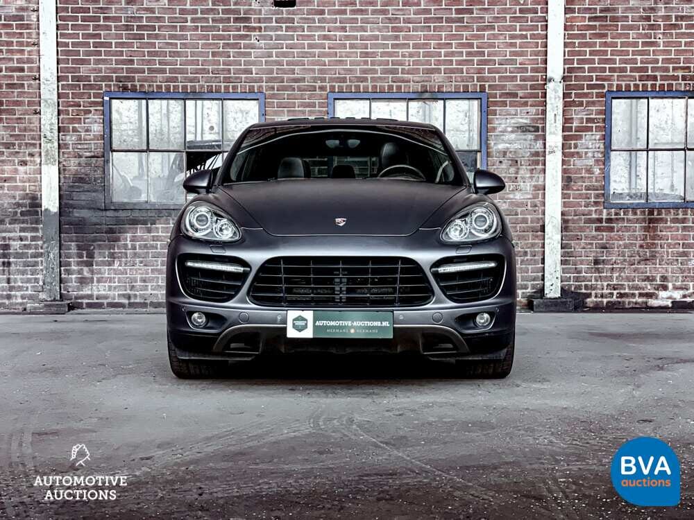 Porsche Cayenne Turbo 4.8 V8 500 PS 2010.