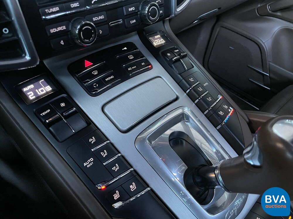 Porsche Cayenne Turbo 4.8 V8 500 PS 2010.