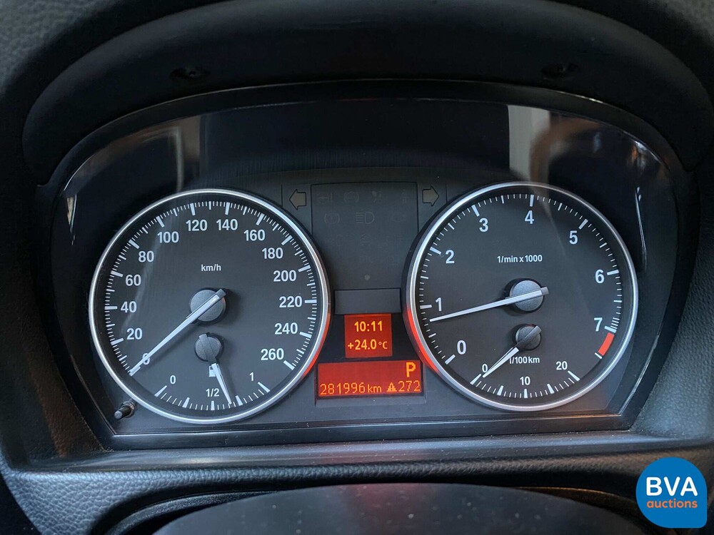 BMW 320i Coupé 163PS 3er 2007.