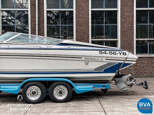 Formula 271SR1 Speedboat 230hp with trailer 1996, 54-56-YB.