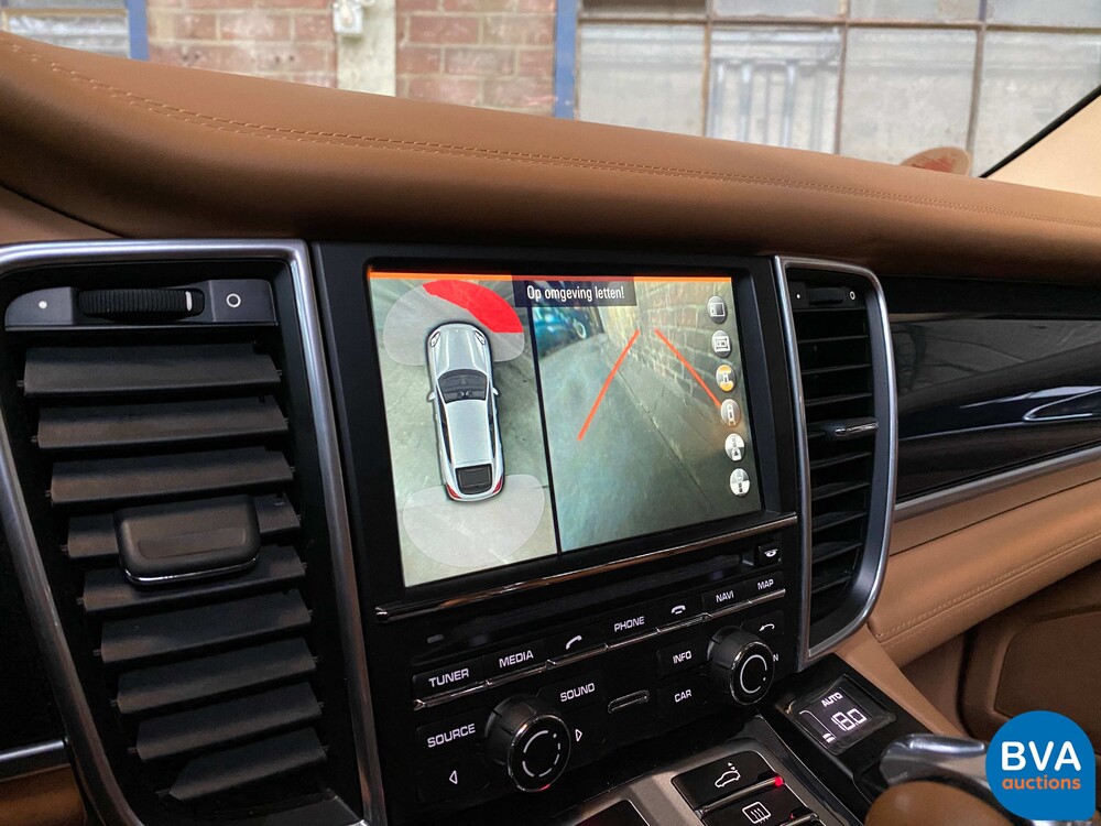 Porsche Panamera 4S 3.0 V6 420hp 2014, J-540-NJ.