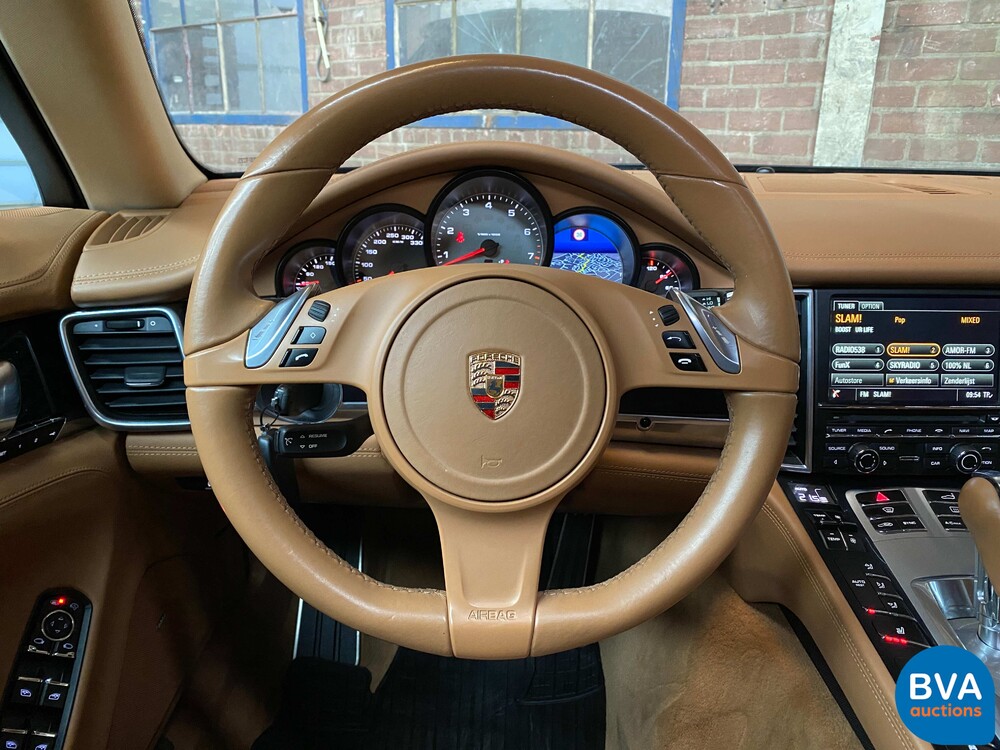 Porsche Panamera 4S 3.0 V6 420hp 2014, J-540-NJ.
