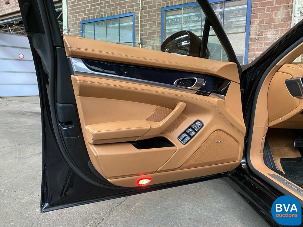 Porsche Panamera 4S 3.0 V6 420hp 2014, J-540-NJ.