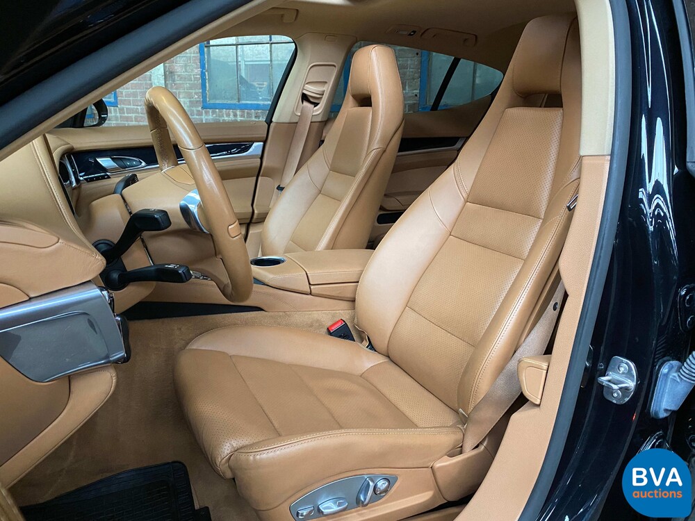 Porsche Panamera 4S 3.0 V6 420hp 2014, J-540-NJ.