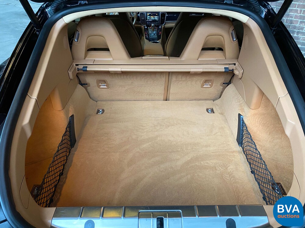 Porsche Panamera 4S 3.0 V6 420hp 2014, J-540-NJ.