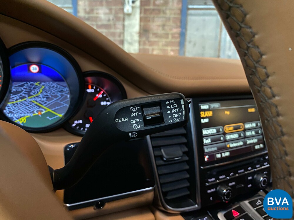 Porsche Panamera 4S 3.0 V6 420hp 2014, J-540-NJ.