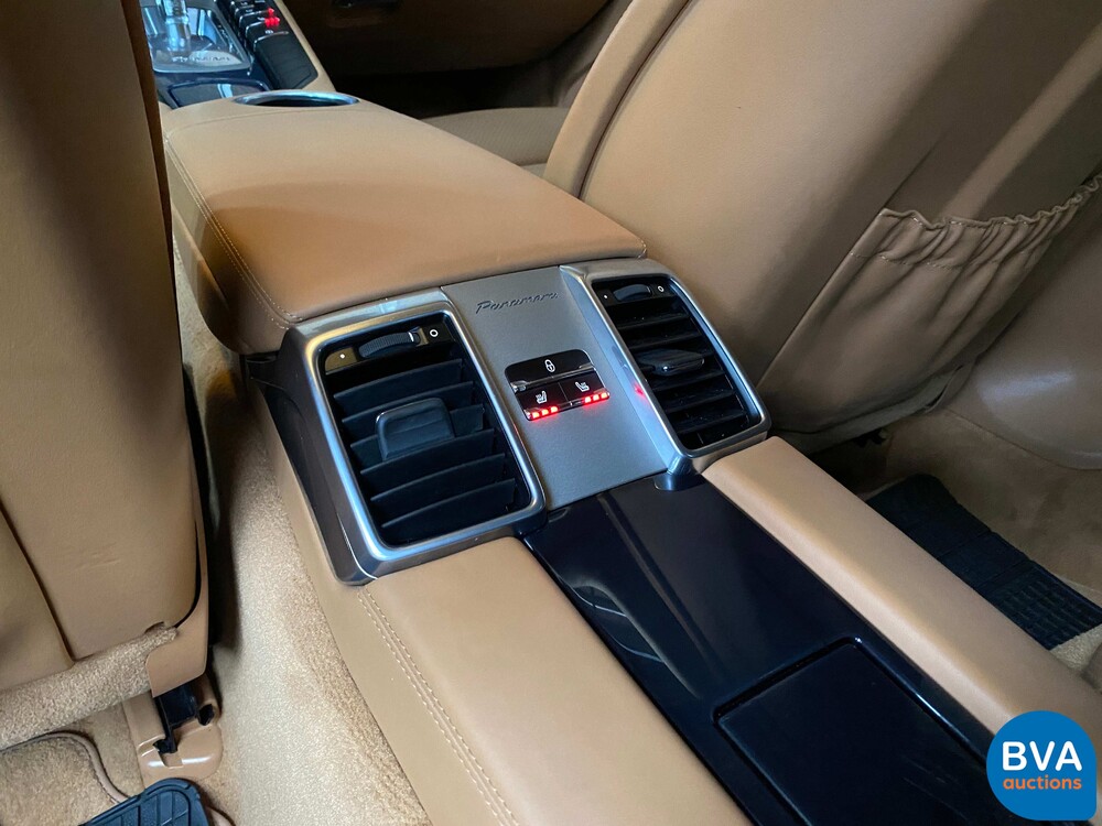 Porsche Panamera 4S 3.0 V6 420hp 2014, J-540-NJ.