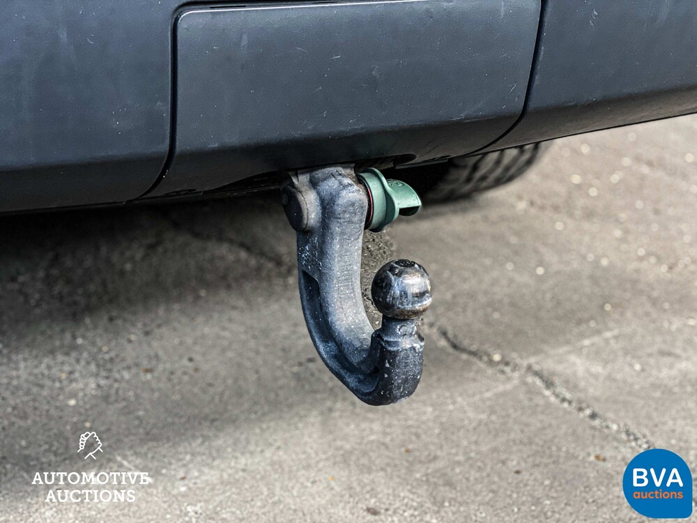 Landrover Discovery 2.7 TdV6 HSE 190 PS 2004, G-892-VT.