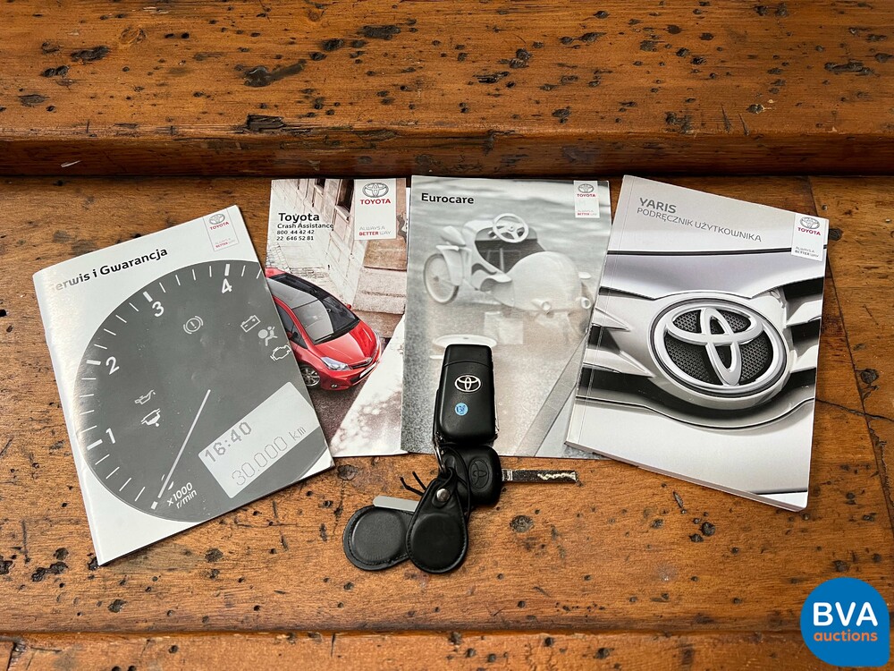 Toyota Yaris 1.3 VVT-i Trend Bi-Tone 99pk 2017, G-741-GF 