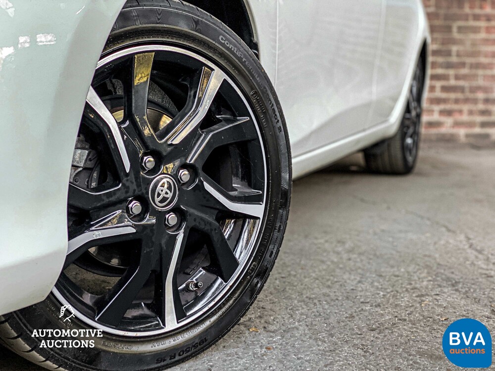 Toyota Yaris 1.3 VVT-i Trend Bi-Tone 99pk 2017, G-741-GF 