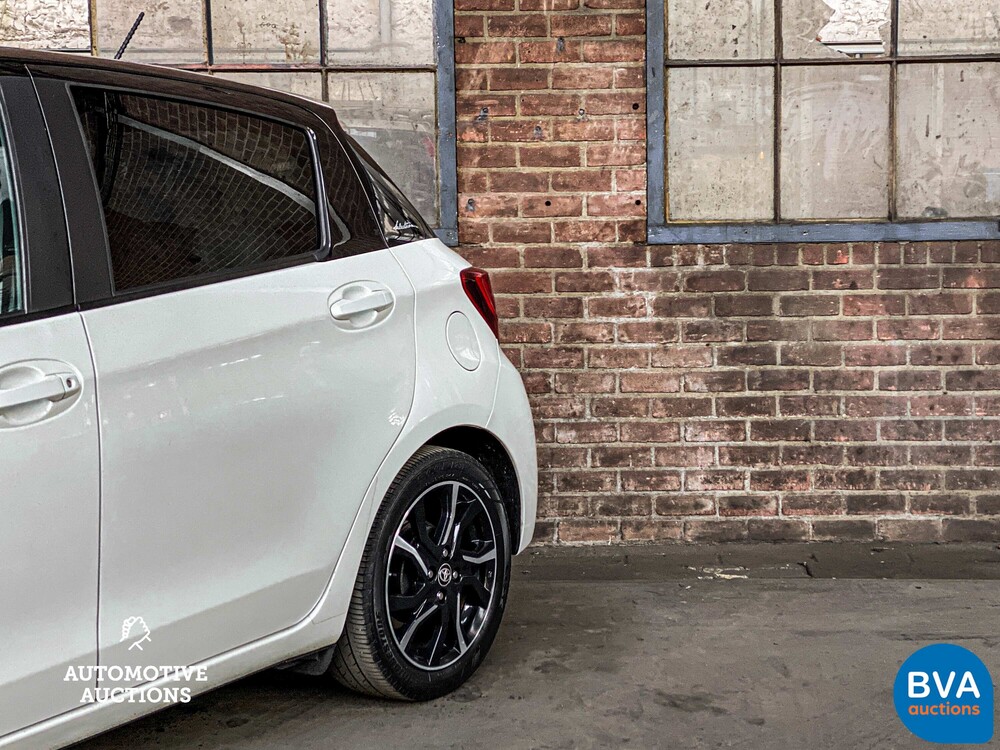 Toyota Yaris 1.3 VVT-i Trend Bi-Tone 99pk 2017, G-741-GF 